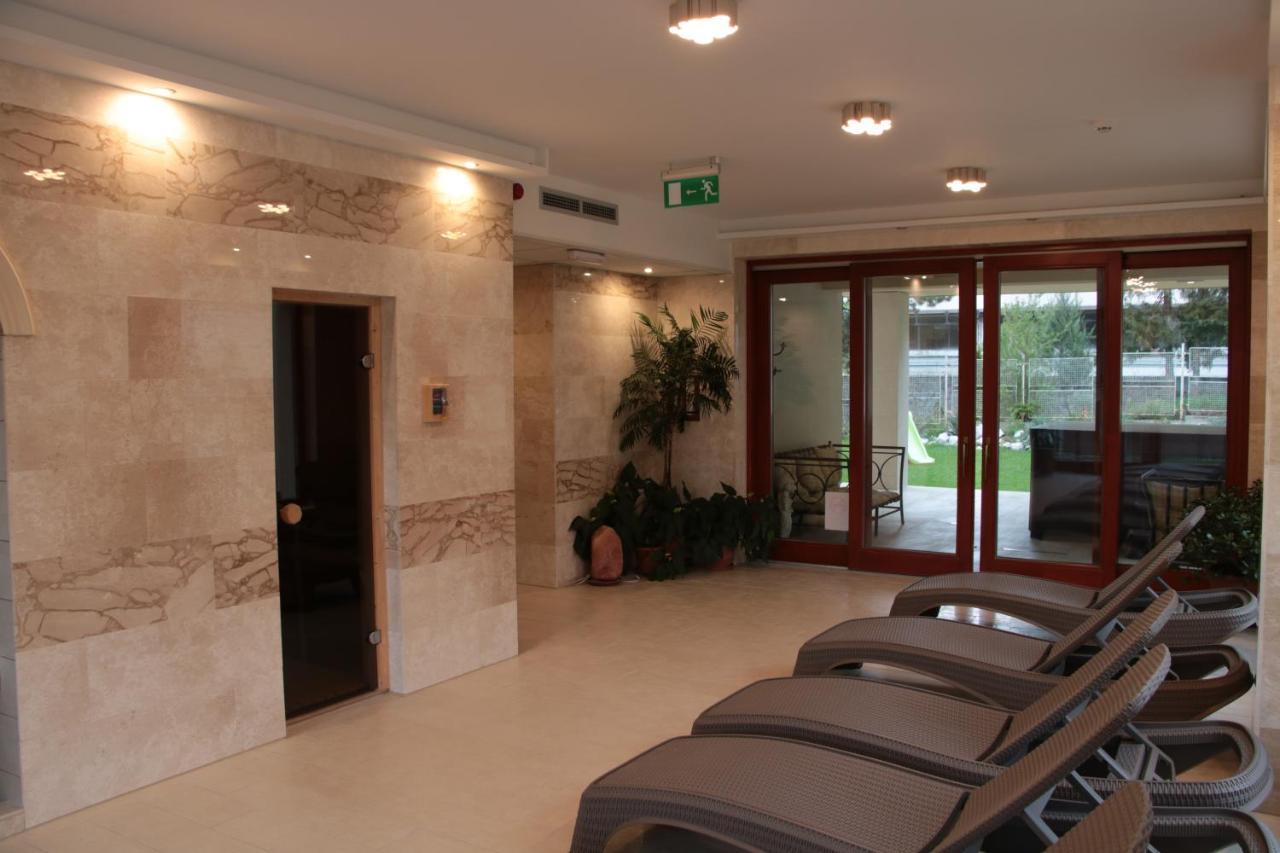 Fortuna Hotel Мишкольц Экстерьер фото